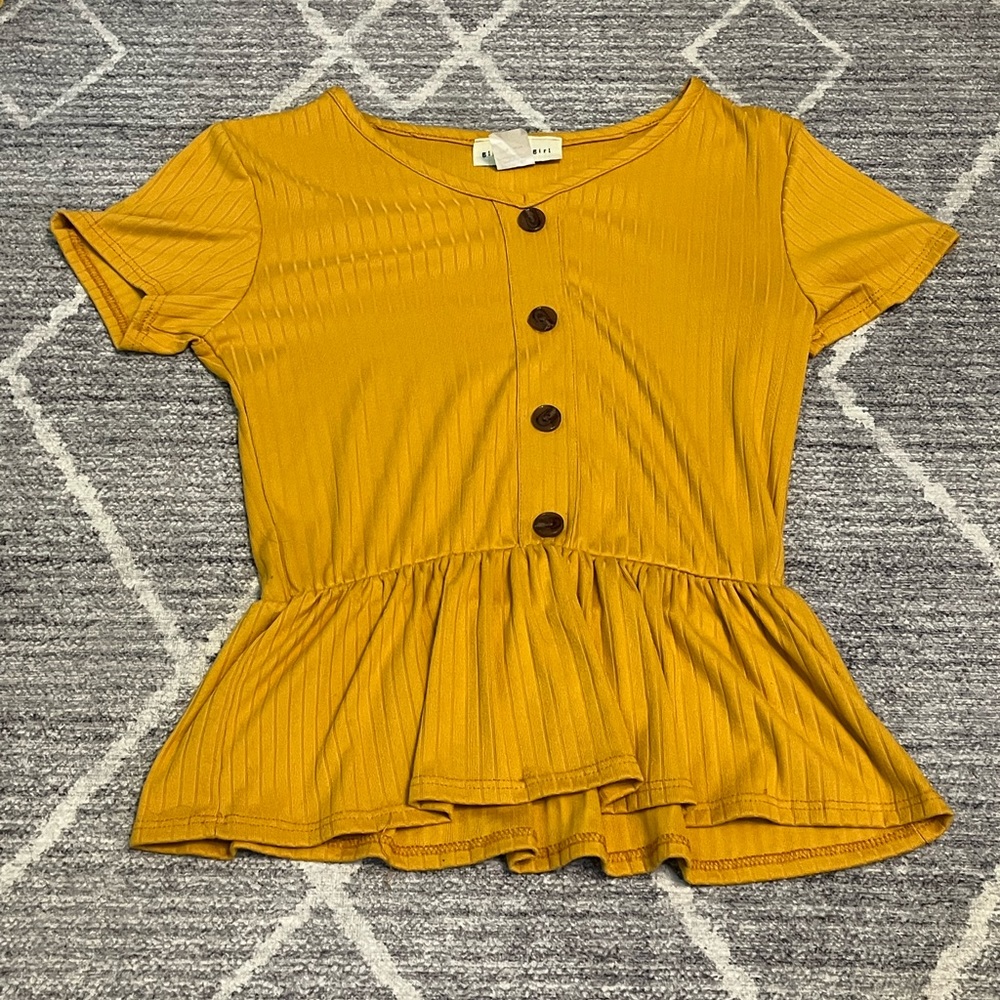 Girls 14/16 Peplum Short Sleeve Button Top